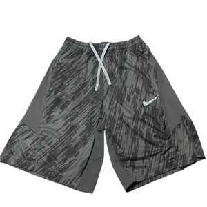 Nike Dri-Fit Men’s Shorts Size M